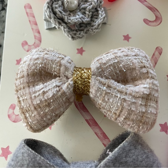 New Christmas Magic Is In The Hair Assorted Christmas Bows and Barrettes - Picture 10 of 13